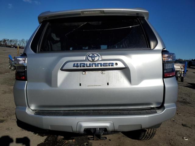 2018 TOYOTA 4RUNNER SR - JTEBU5JR2J5599846