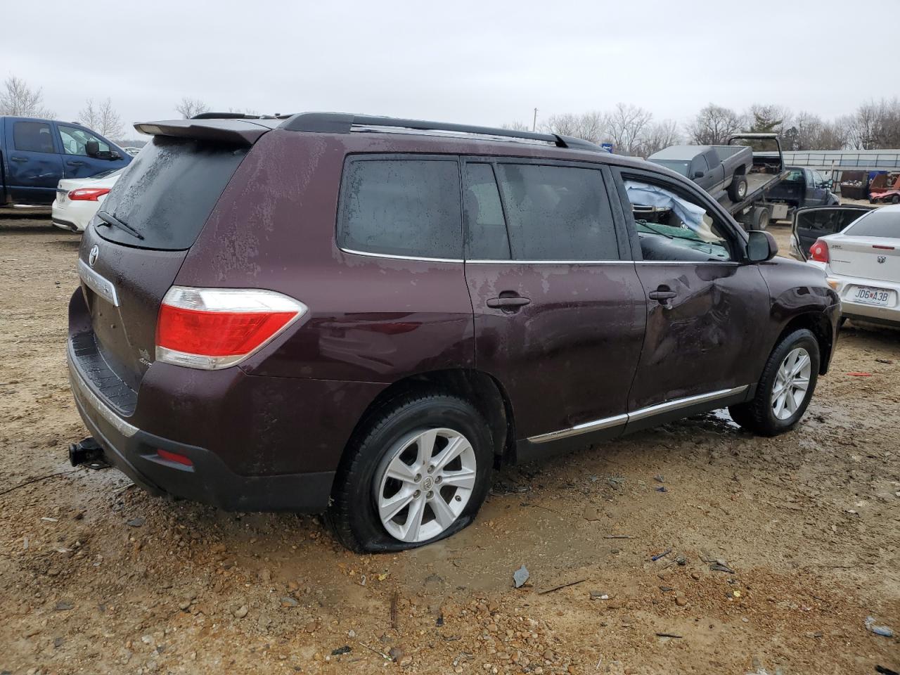 5TDBK3EH4CS150987 2012 Toyota Highlander Base