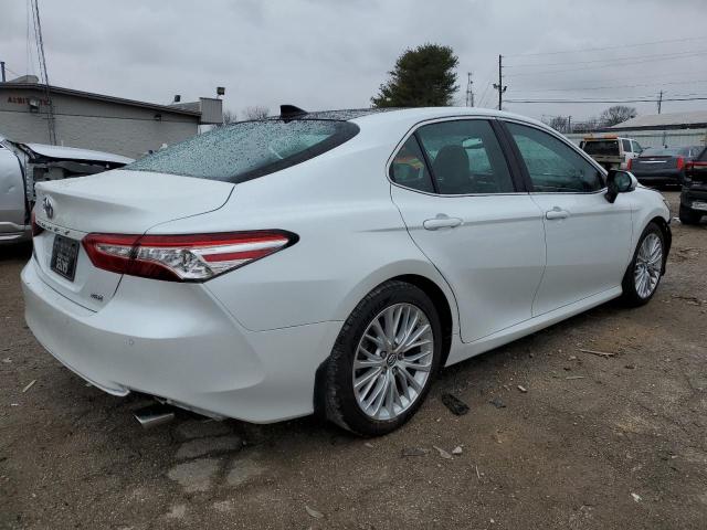 2018 TOYOTA CAMRY L - 4T1B11HK2JU052608