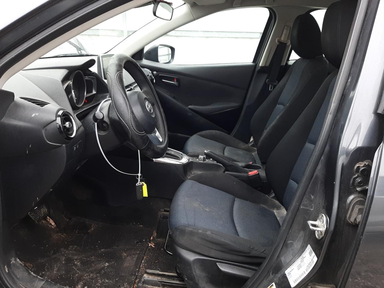 3MYDLBZV3GY121660 TOYOTA SCION 2016