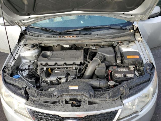 KNAFU4A24B5418666 KIA FORTE EX