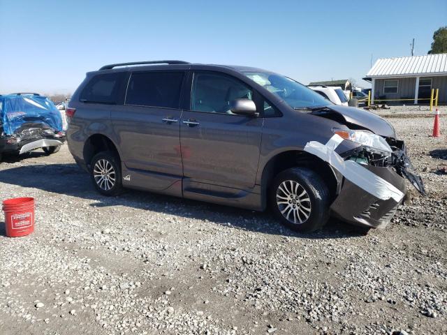 5TDYZ3DCXKS005639 2019 TOYOTA SIENNA, photo no. 4