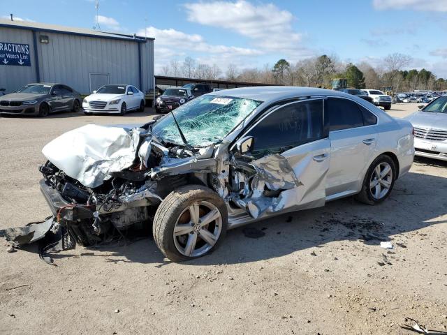 2015 VOLKSWAGEN PASSAT S - 1VWAS7A38FC105003