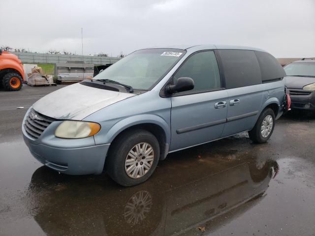 2005 Chrysler Town & Country 