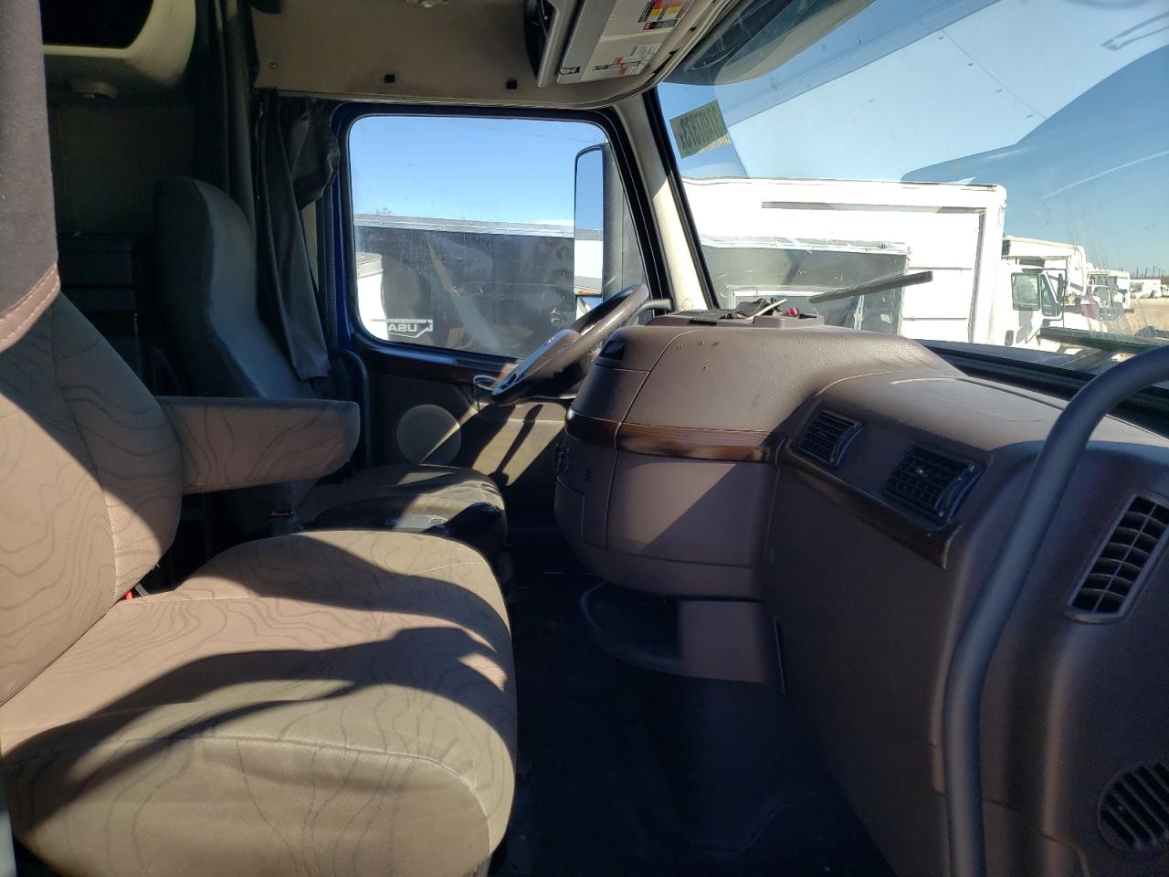 2014 VOLVO VN VNL - 4V4NC9EH4EN156833