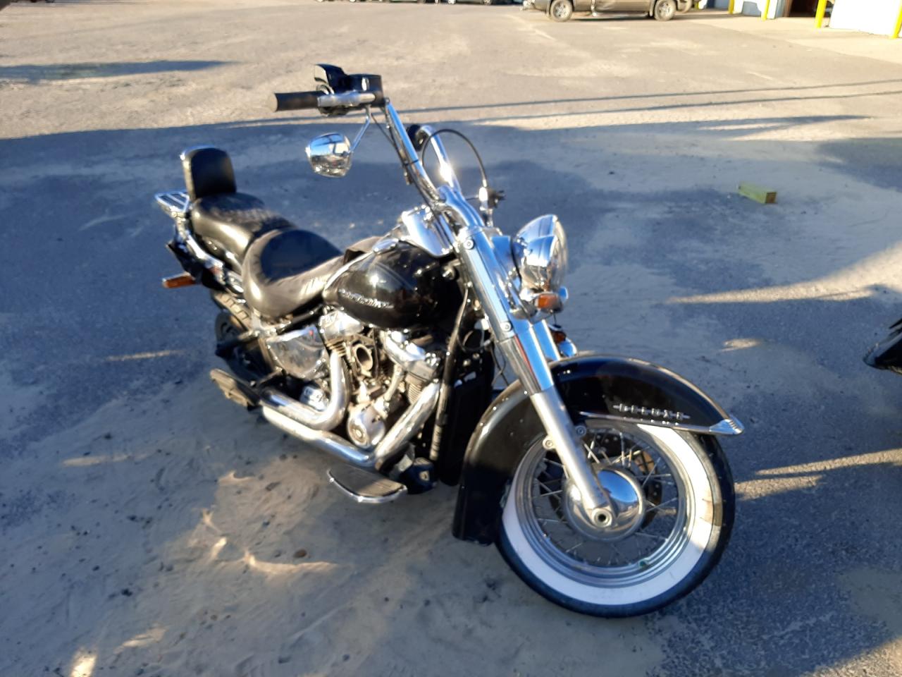 1HD1YCJ11JC055688 HARLEY-DAVIDSON FLDE DELUX 2018