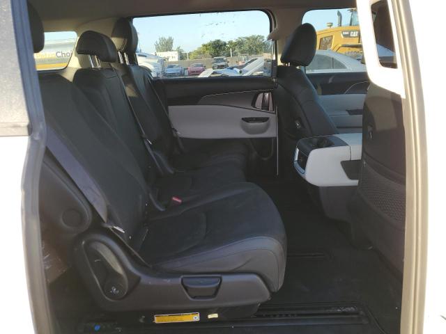 KNDNB4H34N6170937 KIA Carnival Lx