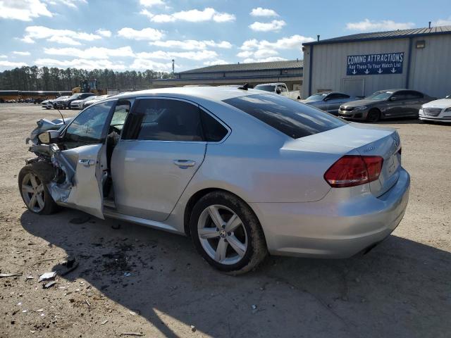 2015 VOLKSWAGEN PASSAT S - 1VWAS7A38FC105003