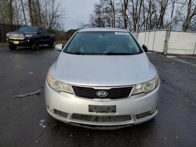 KNAFU4A24B5418666 KIA FORTE EX