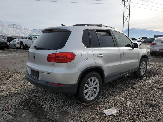 2017 VOLKSWAGEN TIGUAN S - WVGAV7AX5HK053539