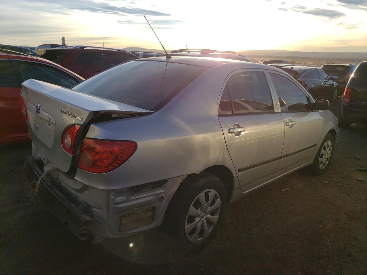 2005 TOYOTA COROLLA CE - 1NXBR32E25Z445201