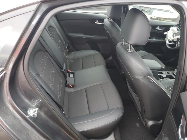 3KPF54ADXNE439807 KIA Forte Gt Line