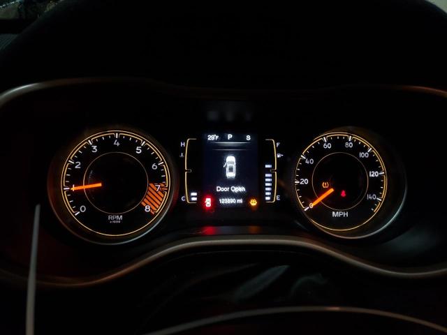 1C4PJLAB8FW612451 Jeep Cherokee Sport