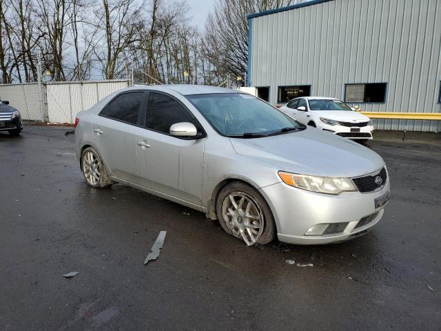 KNAFU4A24B5418666 KIA FORTE EX