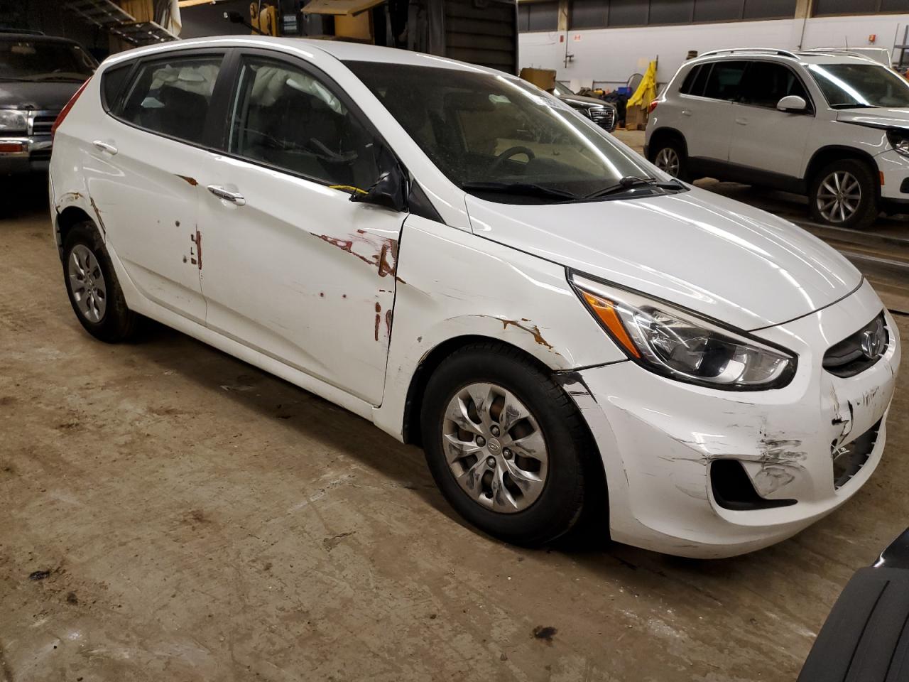 KMHCT5AE3HU307058 2017 Hyundai Accent Se