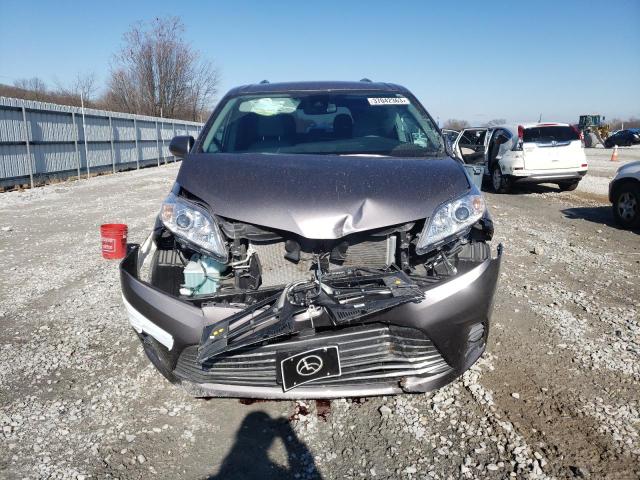 5TDYZ3DCXKS005639 2019 TOYOTA SIENNA, photo no. 5