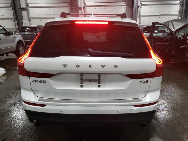 2018 VOLVO XC60 T6 MO YV4A22RK0J1076079