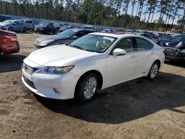 2015 Lexus ES 300h 