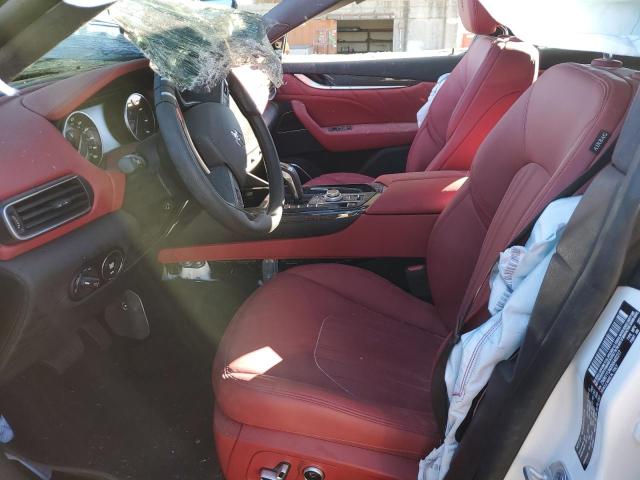 ZN661YUMXNX402317 Maserati LEVANTE MO