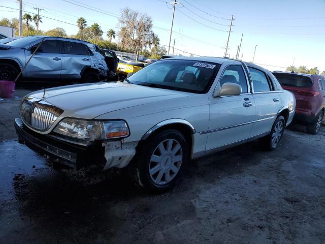 2007 Lincoln Town Car 