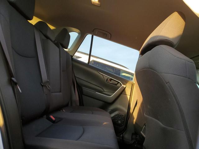 2019 TOYOTA RAV4 LE - JTMH1RFV2KD512717