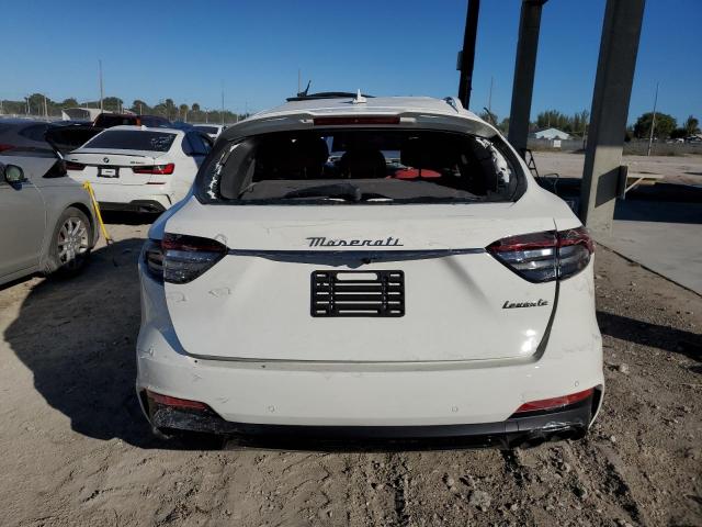 ZN661YUMXNX402317 Maserati LEVANTE MO