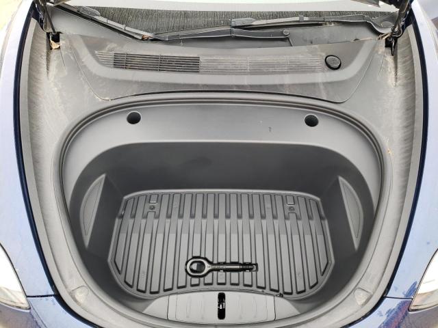 5YJ3E1EB5NF138656 Tesla MODEL 3