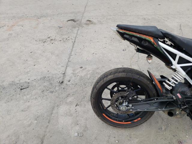 2021 KTM 390 DUKE MD2JPJ40XMC268312