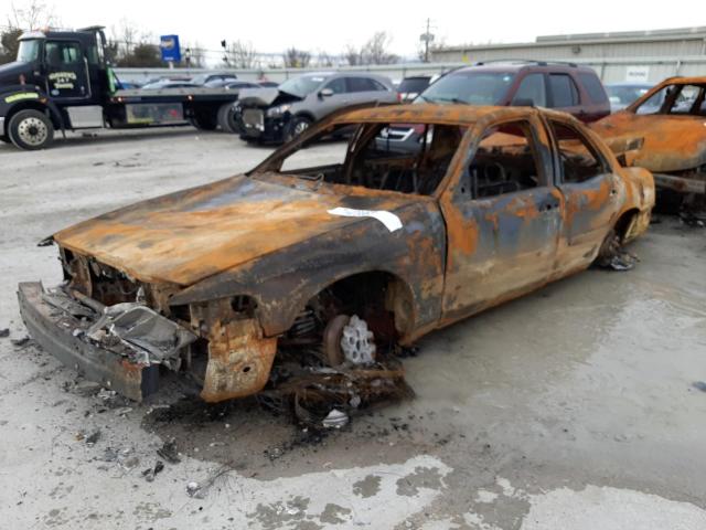 2004 Ford Crown Victoria 