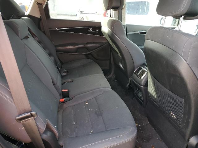 5XYPGDA58HG208709 KIA SORENTO LX