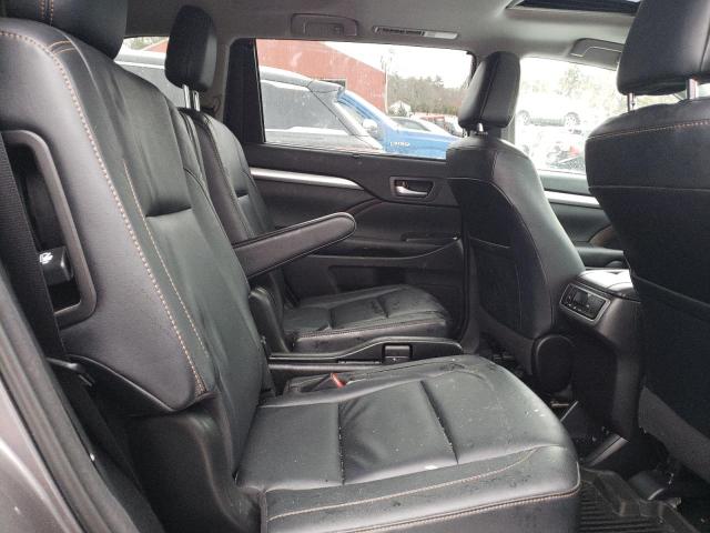 2018 TOYOTA HIGHLANDER 5TDJZRFH6JS865520