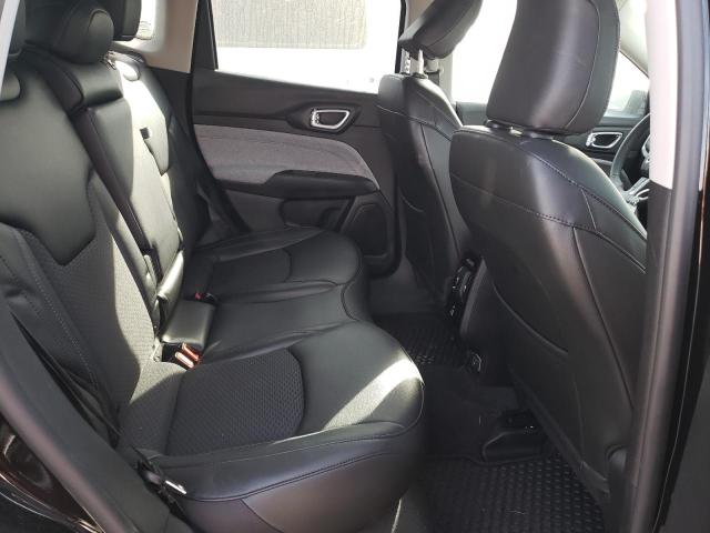 3C4NJCBB9NT220086 Jeep Compass Latitude
