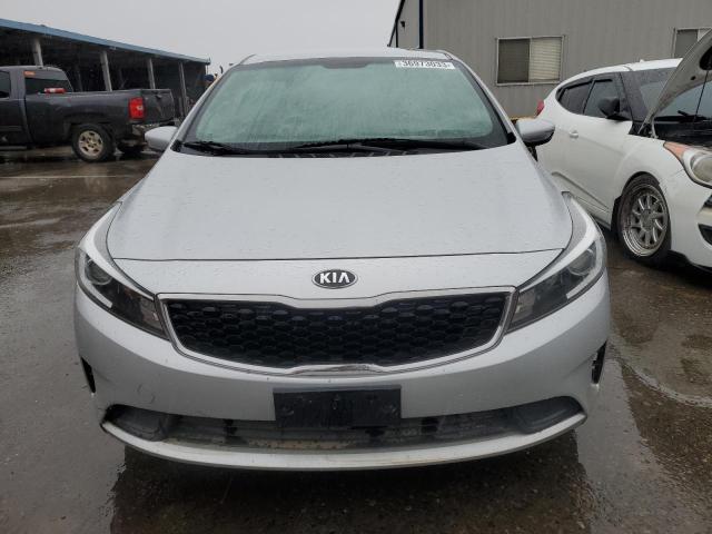 3KPFK4A7XJE264147 KIA FORTE LX