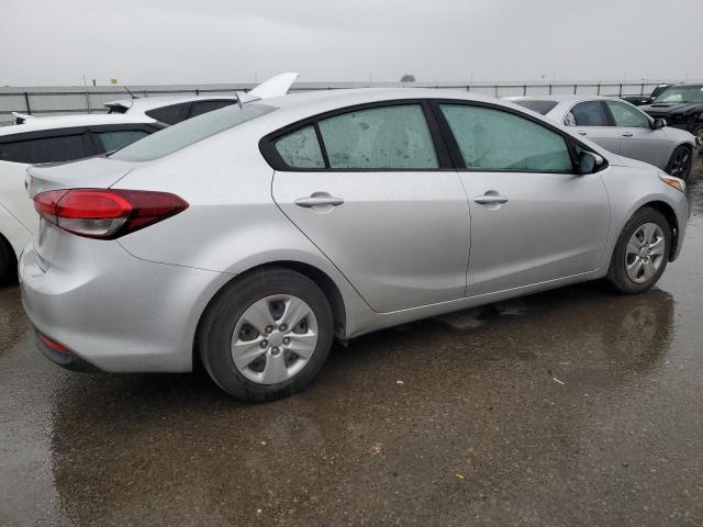 3KPFK4A7XJE264147 KIA FORTE LX
