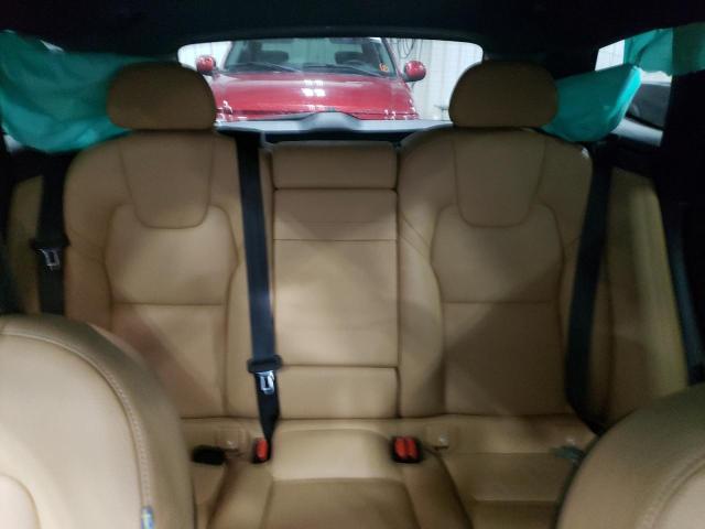 2018 VOLVO XC60 T6 MO YV4A22RK0J1076079