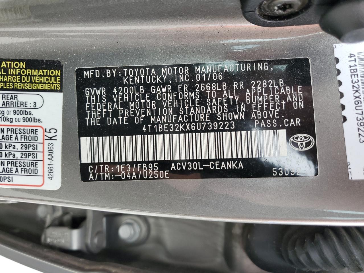 2006 Toyota Camry - Image 13