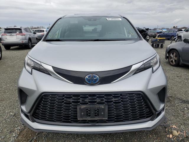 2021 TOYOTA SIENNA XSE - 5TDDSKFC9MS007802