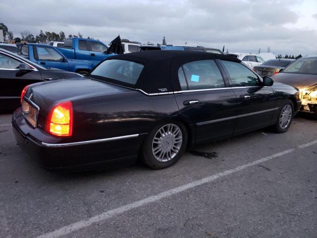 1LNHM82W45Y654124 Lincoln Town Car Signature Limited