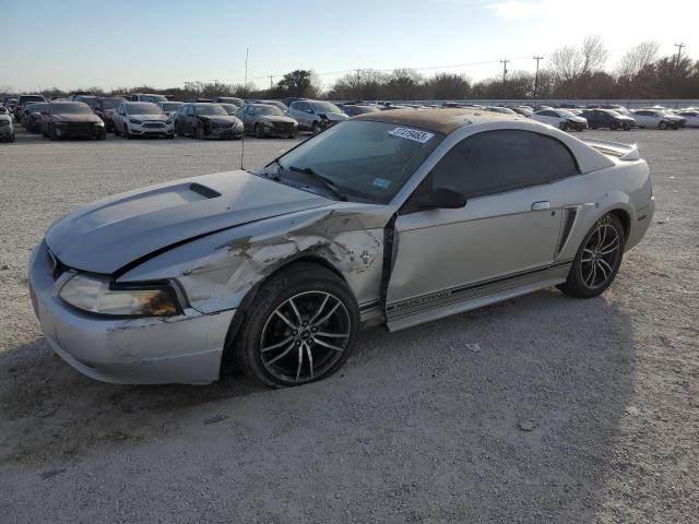 2000 Ford Mustang 