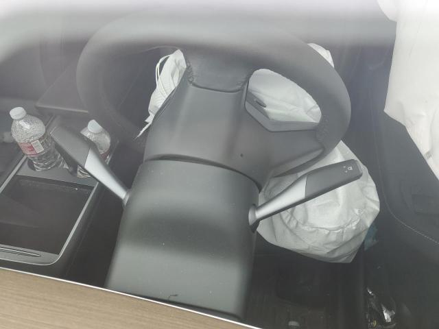 7SAYGDEE2NF308227 Tesla Model Y