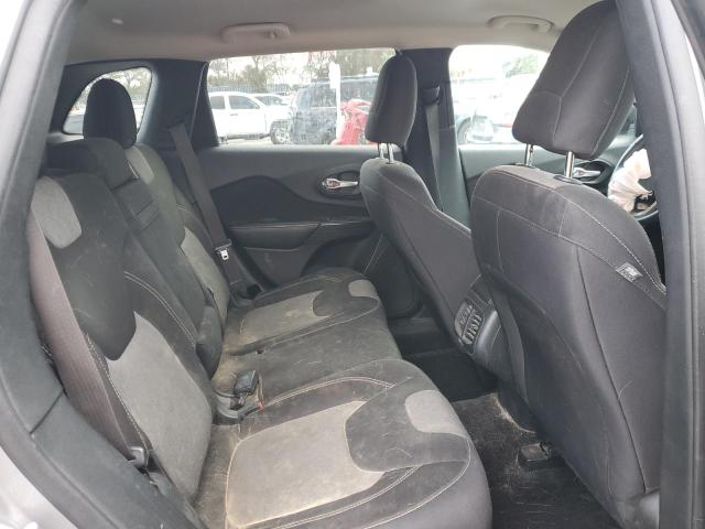 1C4PJLAB4FW695814 Jeep Cherokee Sport