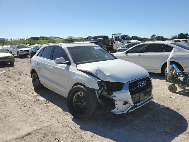 WA1GFCFS9GR021131 Audi Q3 Prestige