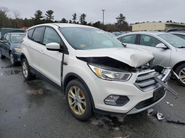 2017 FORD ESCAPE SE 1FMCU9GD3HUB70867