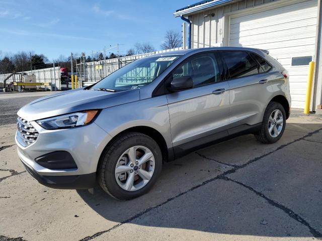 Salvage cars for sale from Copart Grantville, PA: 2022 Ford Edge SE
