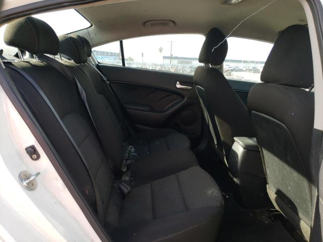 3KPFK4A77HE136331 KIA FORTE LX