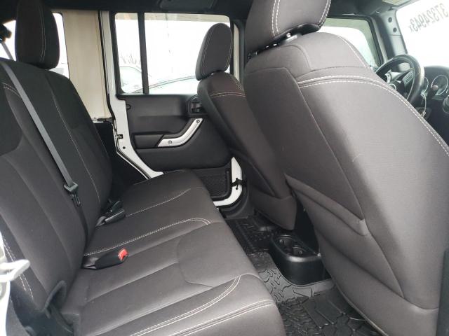 1C4BJWEG4JL936296 Jeep Wrangler Unlimited Sahara