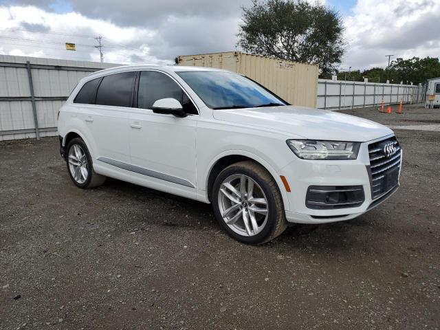 VIN WA1VAAF77HD015123 2017 Audi Q7, Prestige no.4