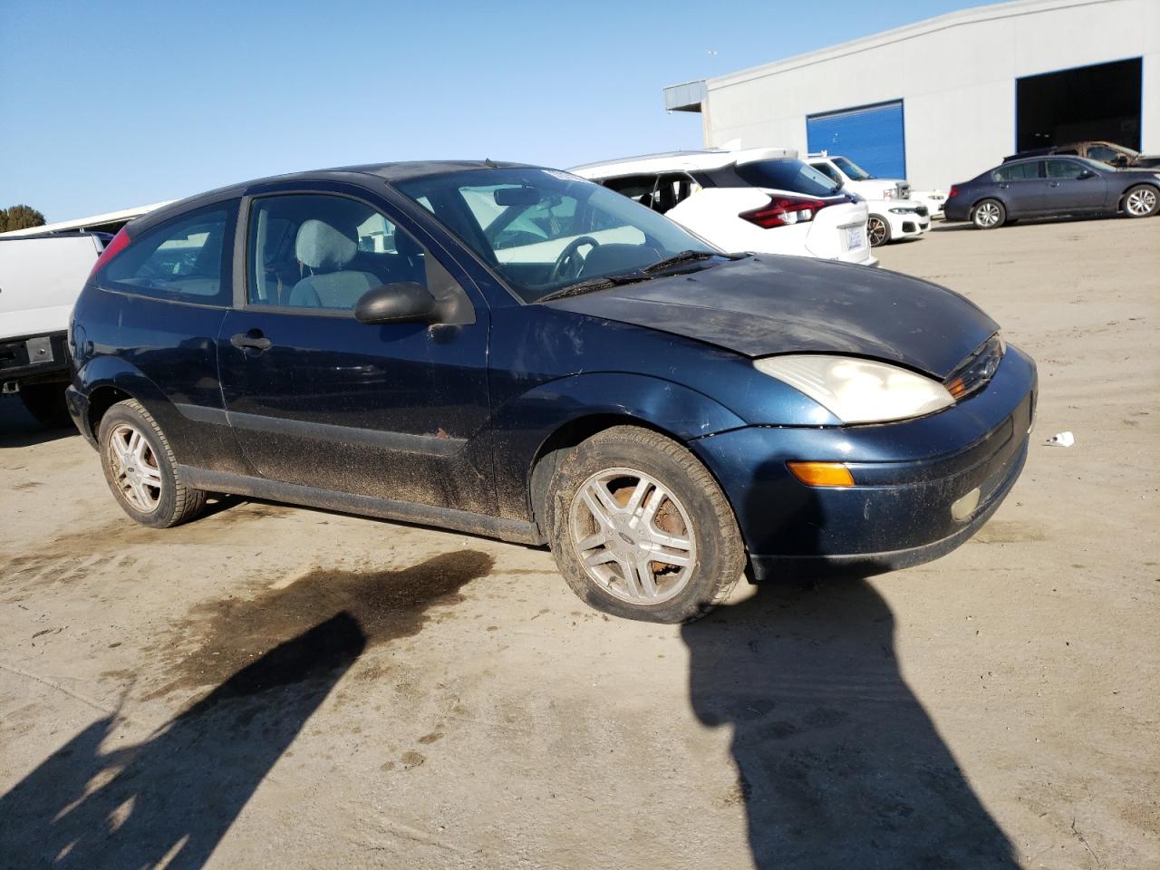 2000 FORD FOCUS ZX3 - 3FAFP3135YR247323