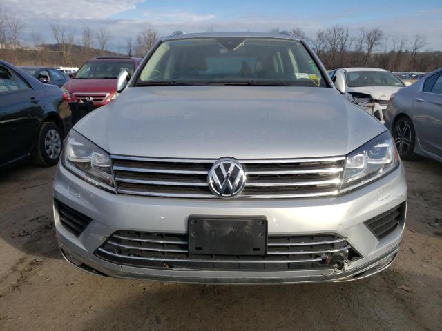 2017 VOLKSWAGEN TOUAREG SP WVGEF7BP1HD006980