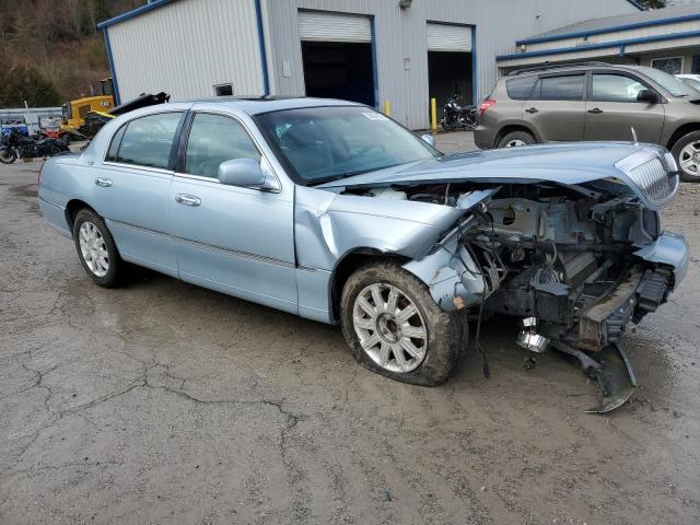 1LNHM82V57Y622129 Lincoln TOWNCAR